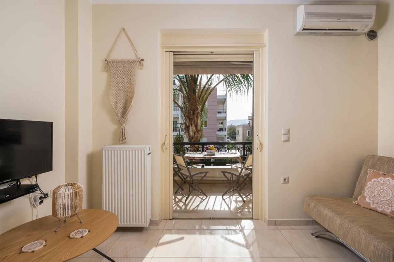 Appartement Luxury Coastal Retreat, Mountain View Balcony With Palm Trees & Parking à La Canée Extérieur photo
