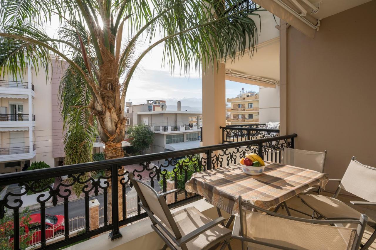Appartement Luxury Coastal Retreat, Mountain View Balcony With Palm Trees & Parking à La Canée Extérieur photo